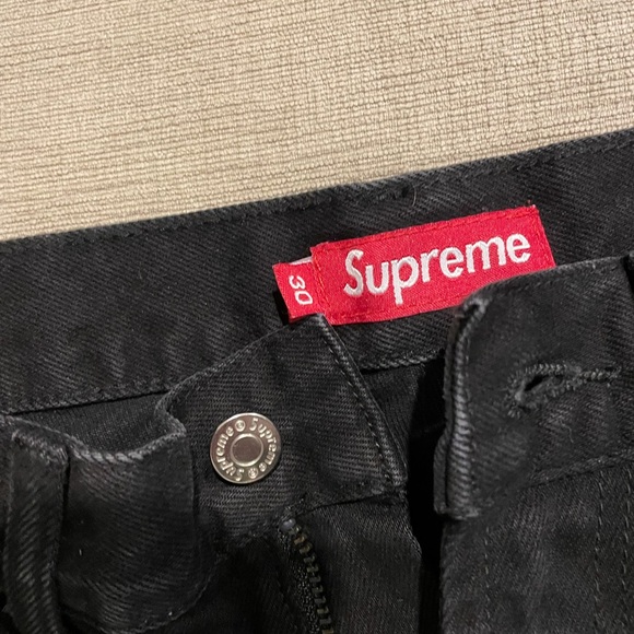 Supreme Denim shorts - Picture 2 of 4